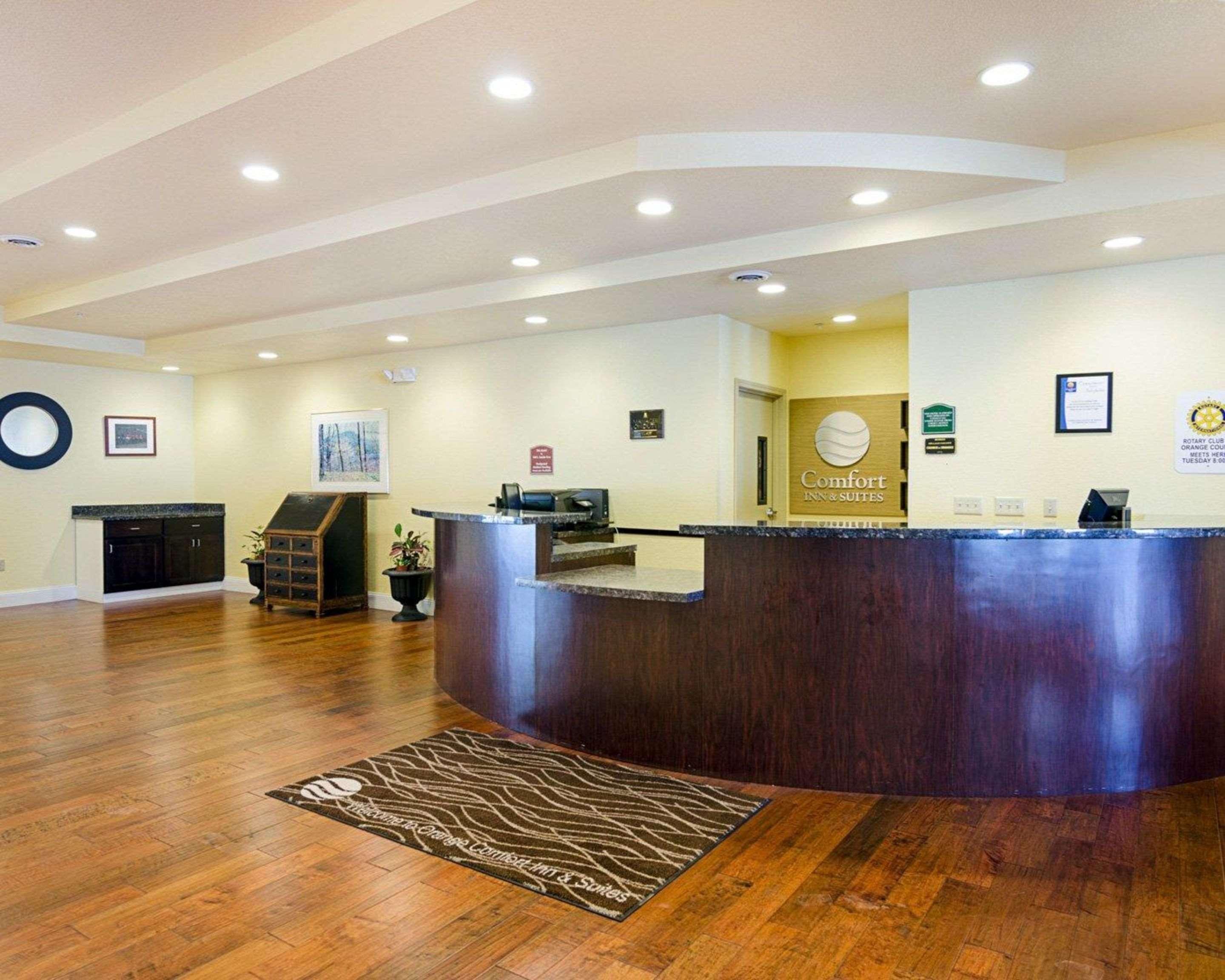 Comfort Inn & Suites Orange - Montpelier Экстерьер фото