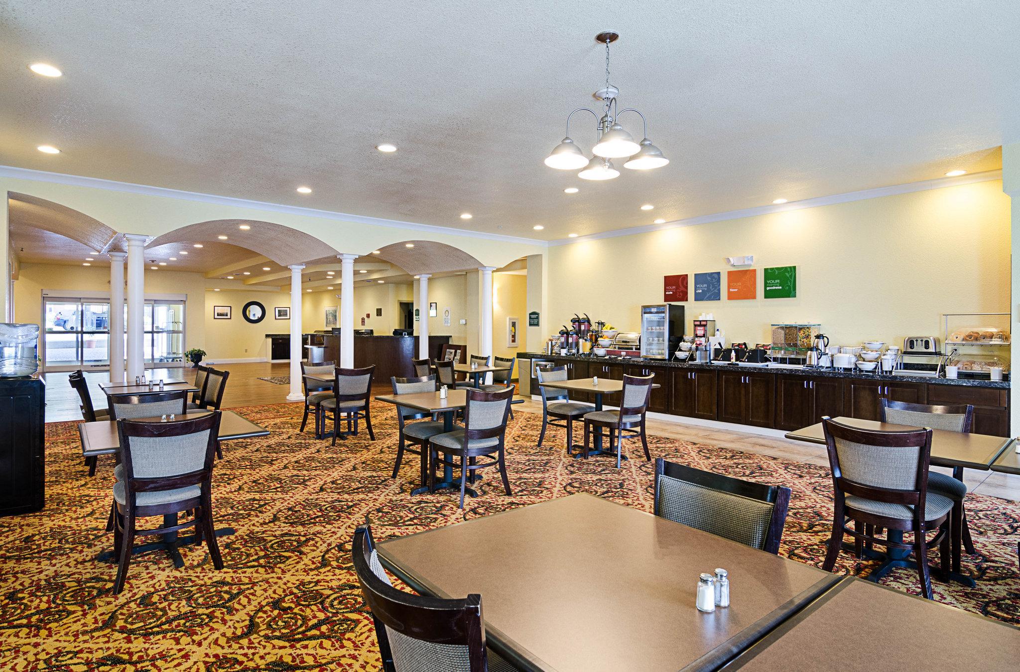 Comfort Inn & Suites Orange - Montpelier Экстерьер фото
