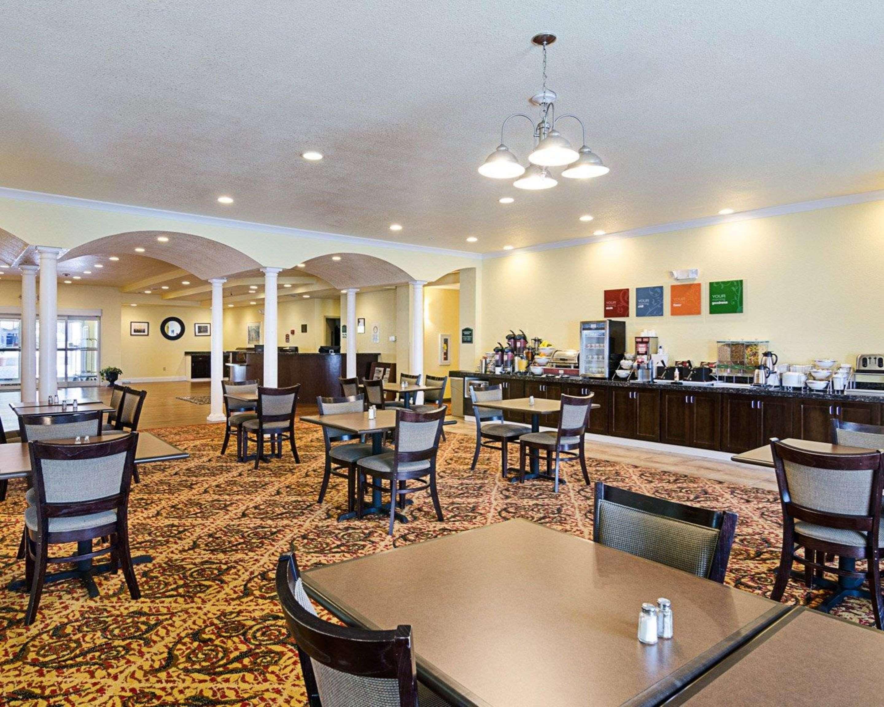 Comfort Inn & Suites Orange - Montpelier Экстерьер фото
