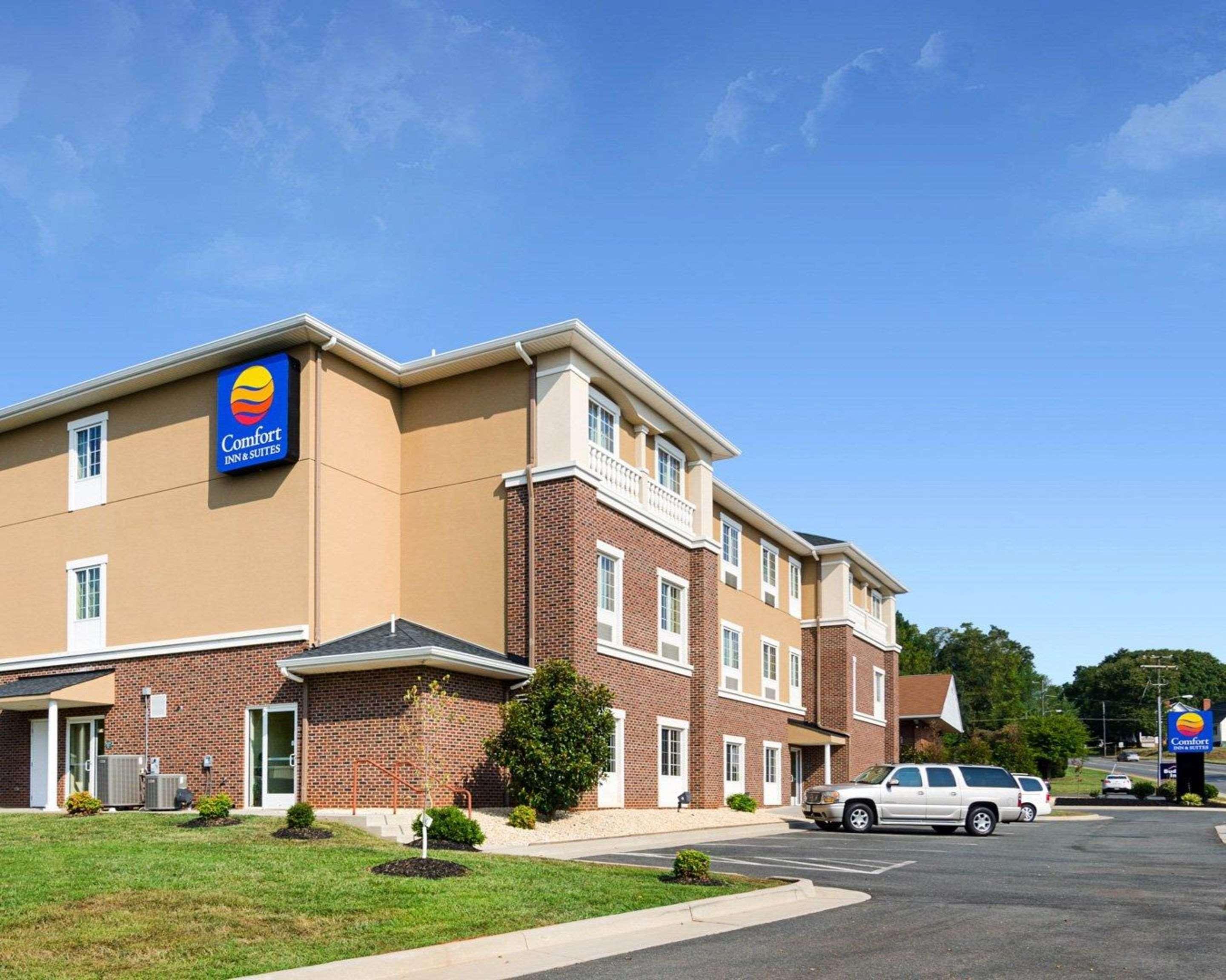 Comfort Inn & Suites Orange - Montpelier Экстерьер фото