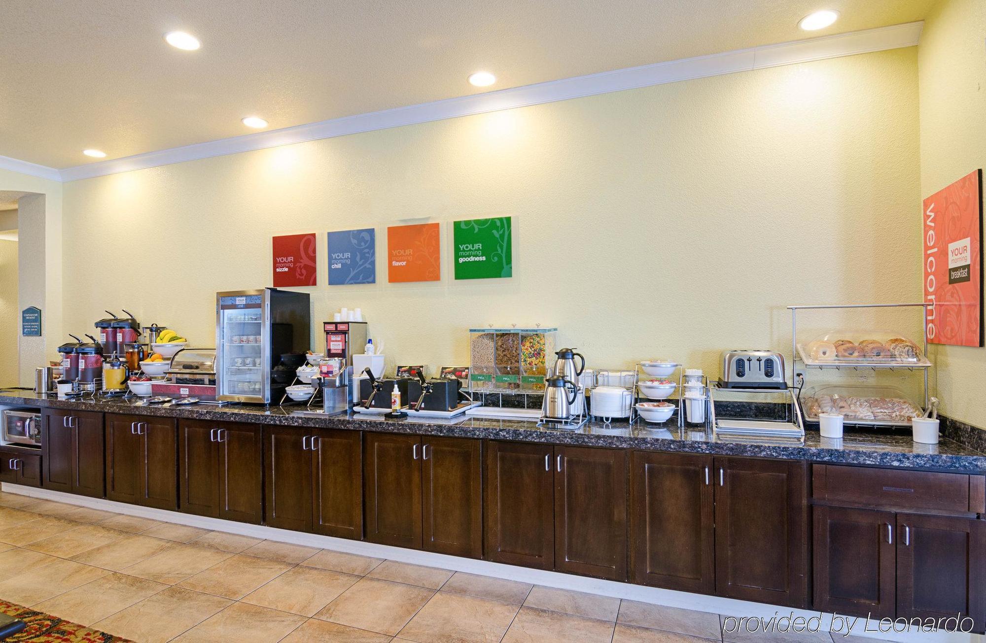 Comfort Inn & Suites Orange - Montpelier Экстерьер фото