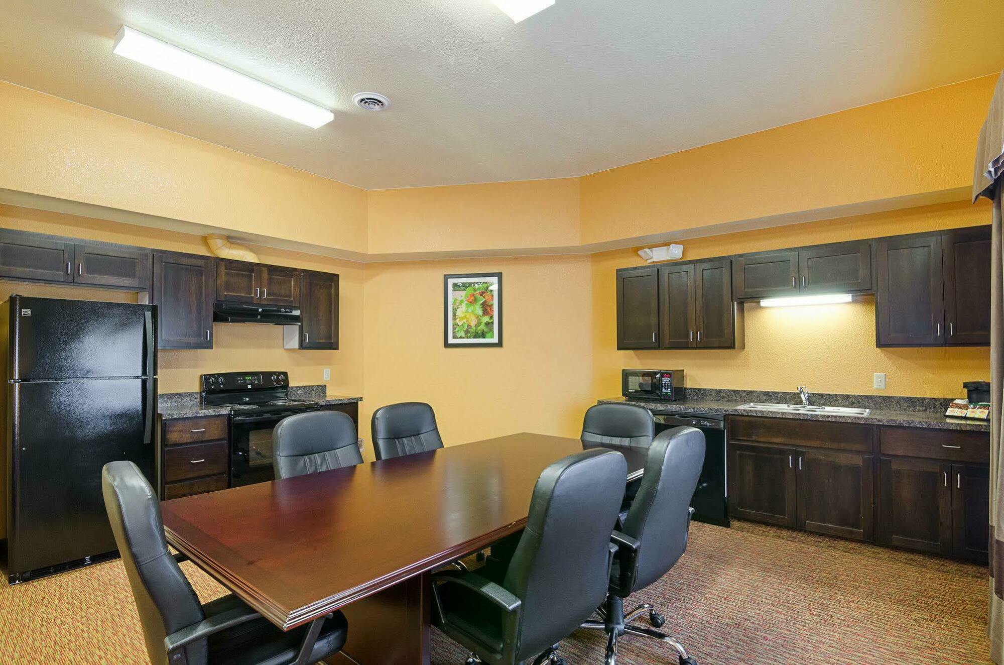 Comfort Inn & Suites Orange - Montpelier Экстерьер фото